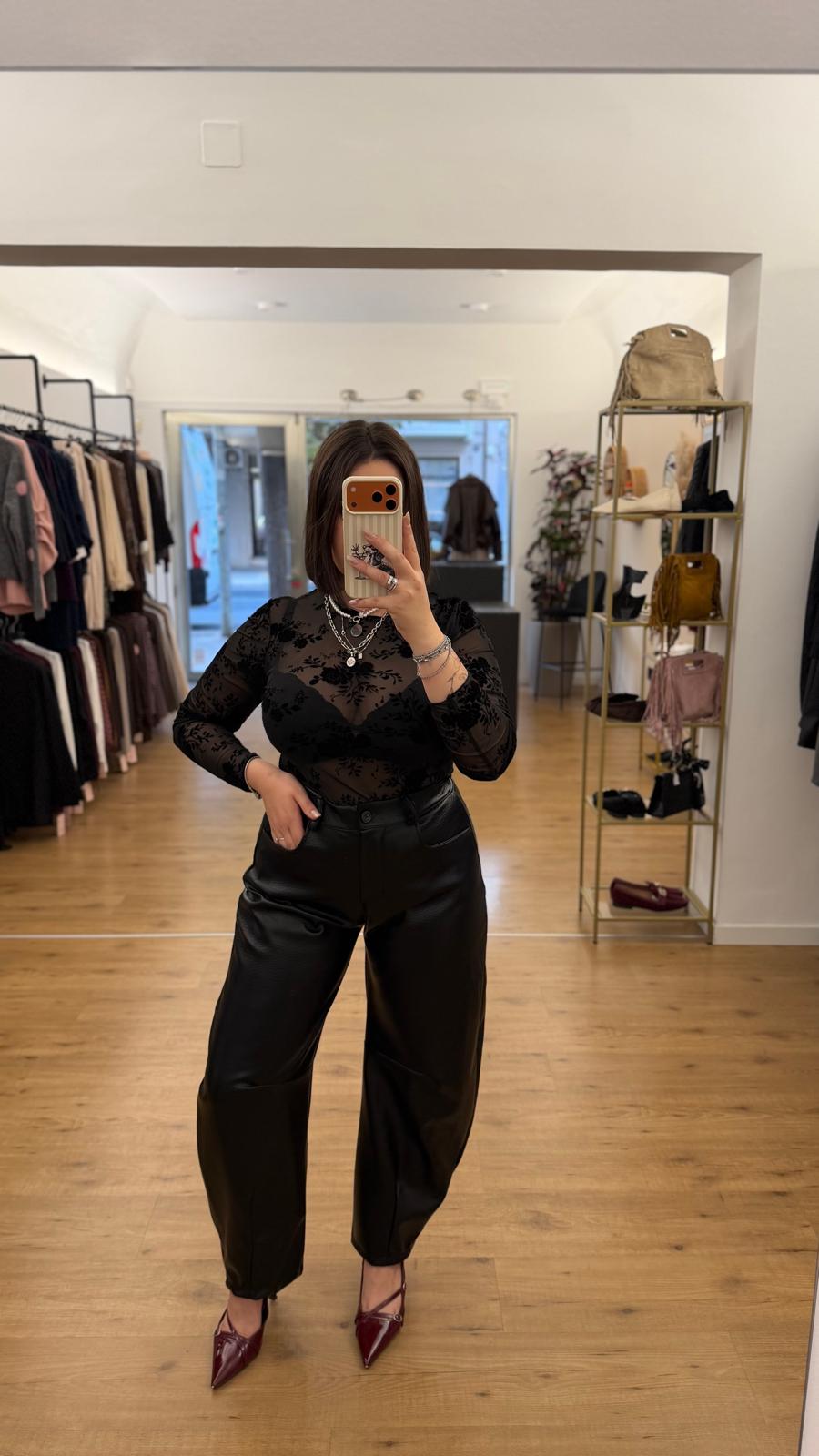Pantalone Laura