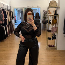 Pantalone Laura
